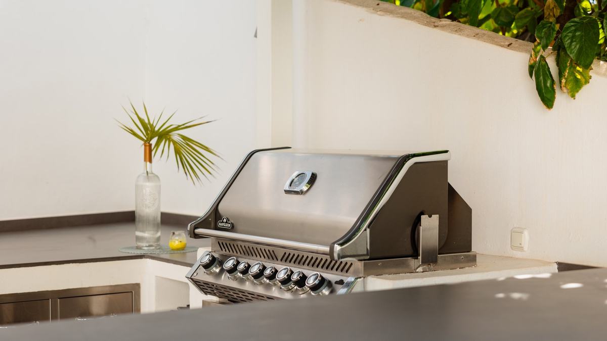 Barbacoa de la cocina exterior