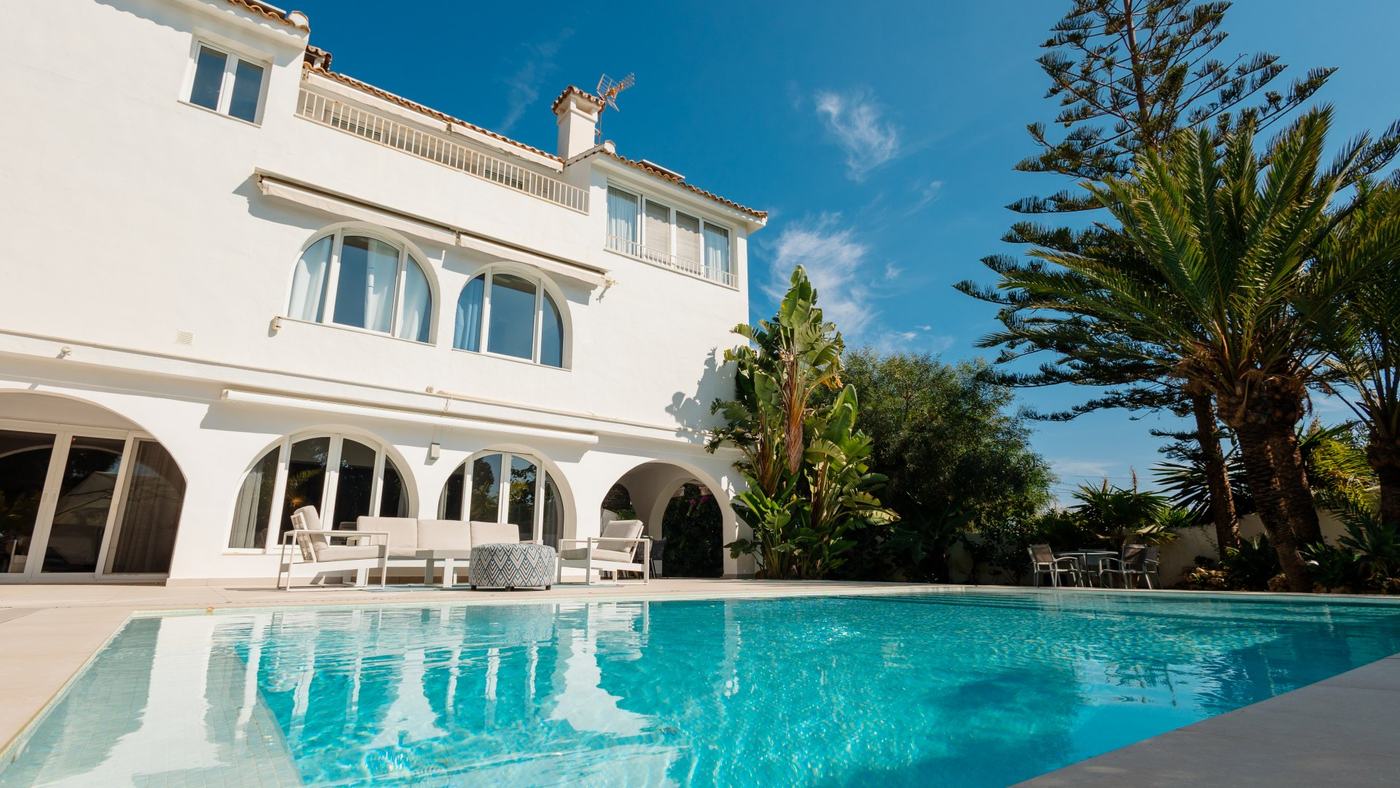 Fachada de arcos de Villa Vista